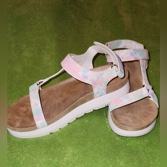 Cat & Jack Wren multicolored Tie Dye Sandals - Picture 4 of 9